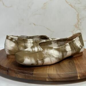 Korks Women's Size 8M Slip On Flats Olive Green Tie Dye Round‎ Toe Cork Insole